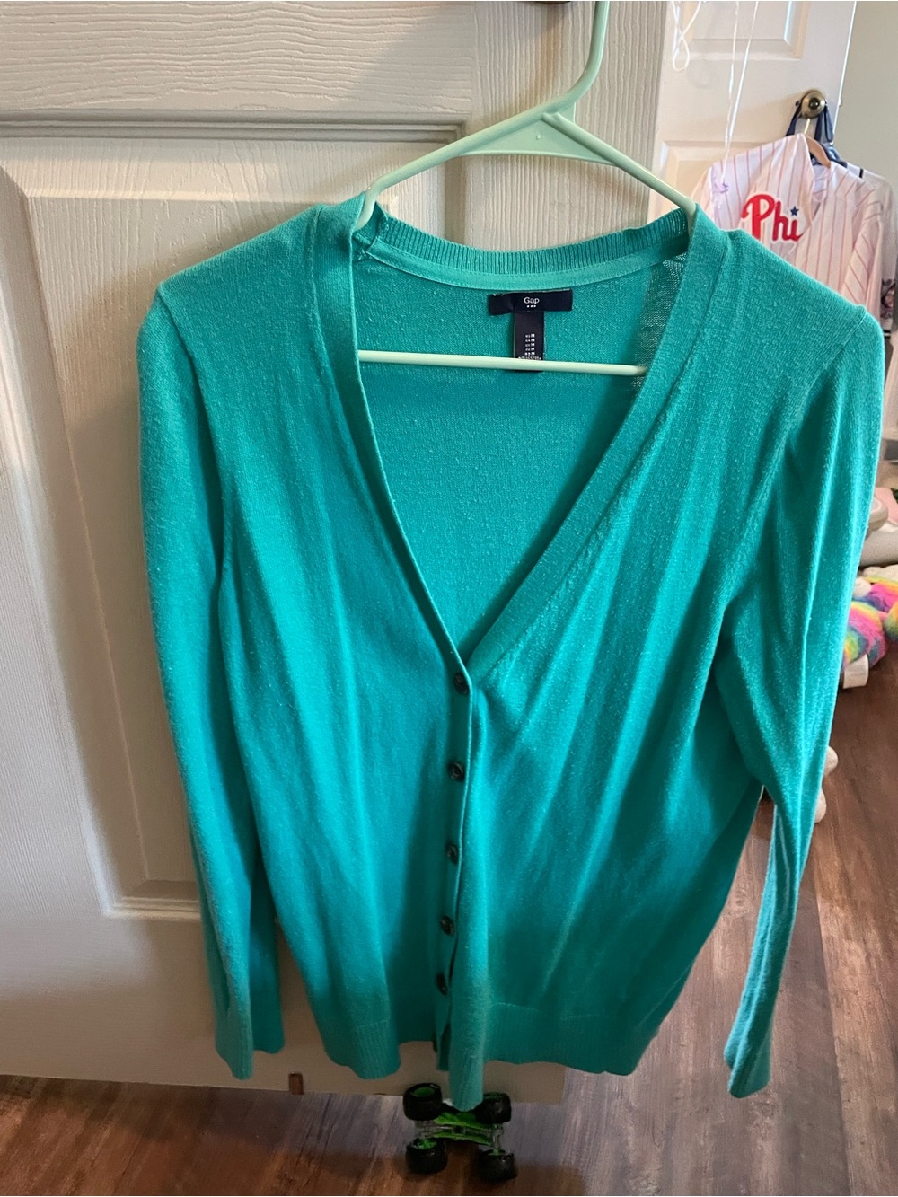 GAP Women's Teal Button-Front V-Neck Cardigan